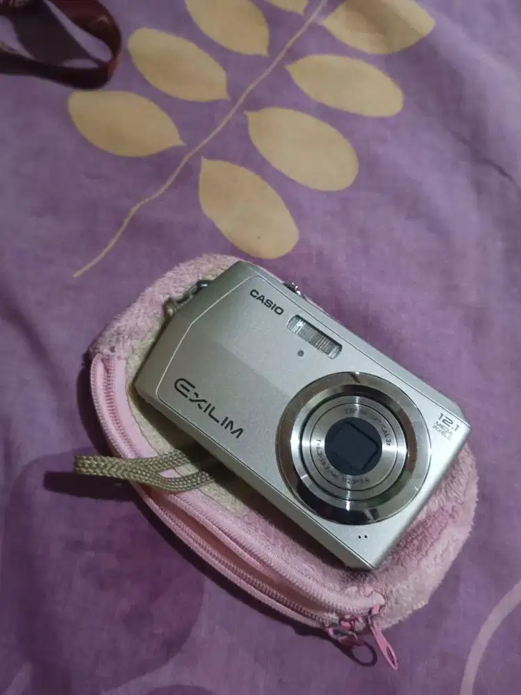 kamera casio z16