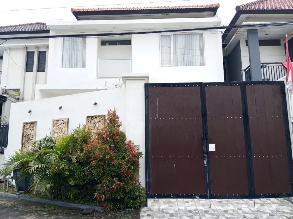HOT DEAL! SEWA VILLA 2 LANTAI FULL FURNISHED + PRIVATE POOL. 3 KM ke Gerbang Toll Bali Mandara!
