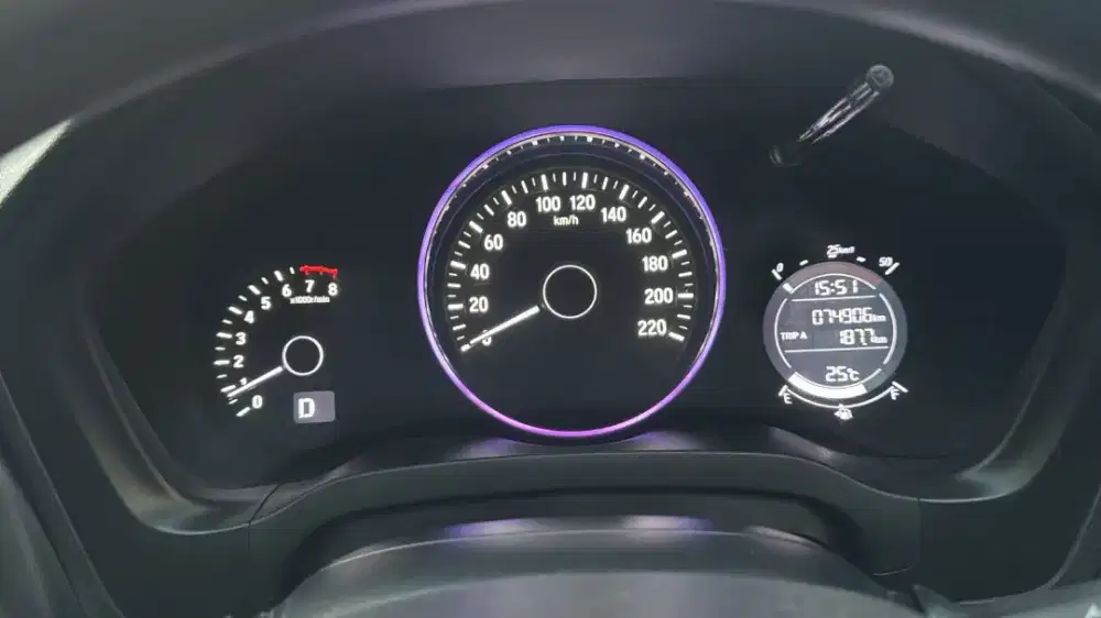 (Low KM) HRV type E 2017 tangan pertama