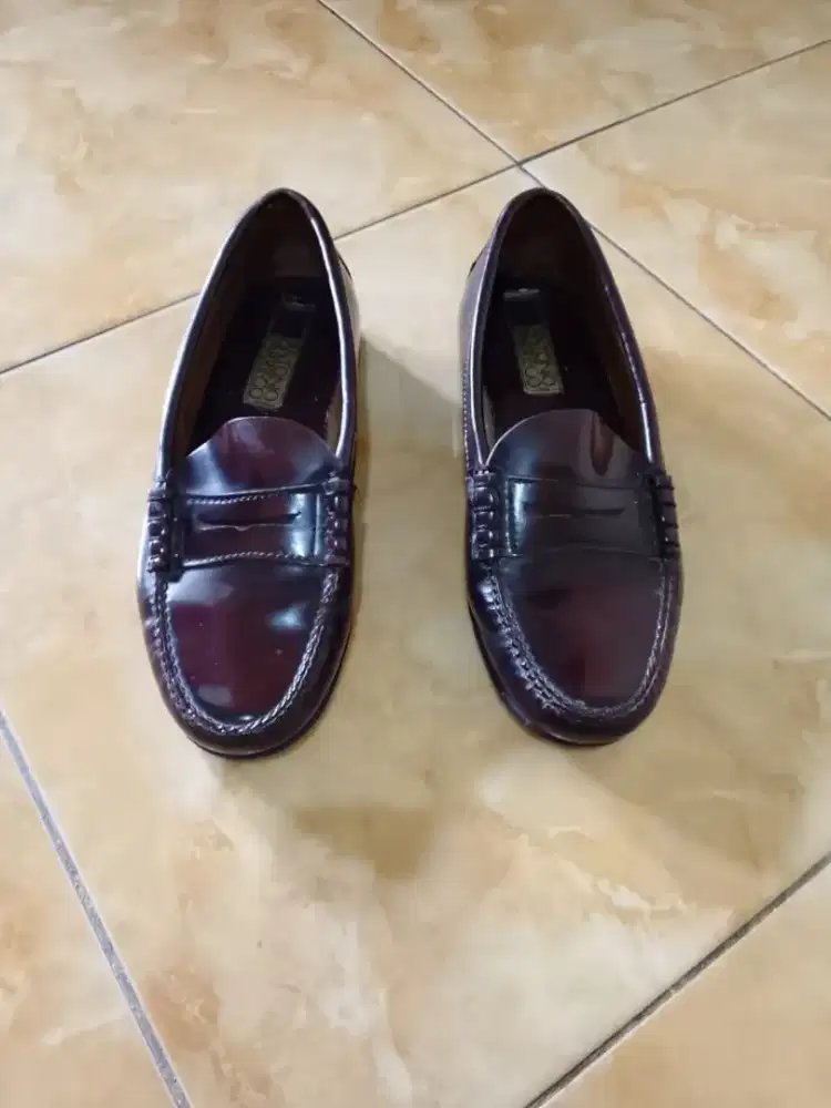 Sepatu Antonio Parriego