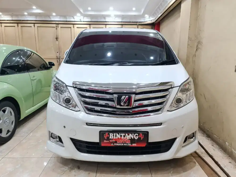 TOYOTA ALPHARD G AT 2012 PUTIH / MODEL THN 2013 (BINTANG MOTOR)