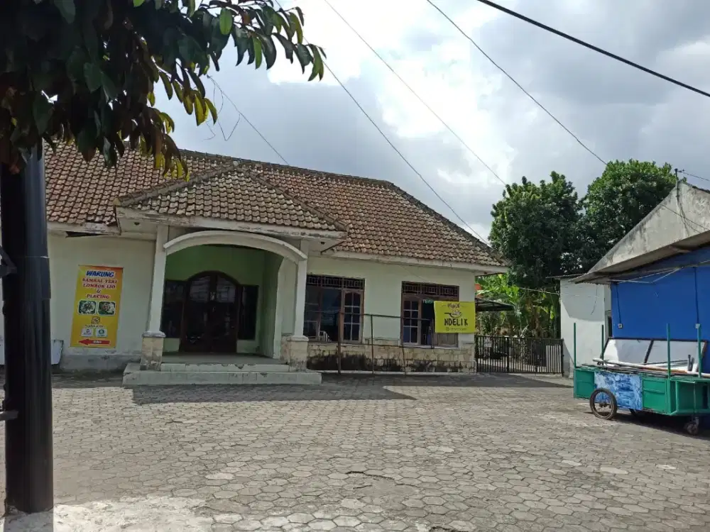 DI JUAL TANAH + BANGUNANNYA