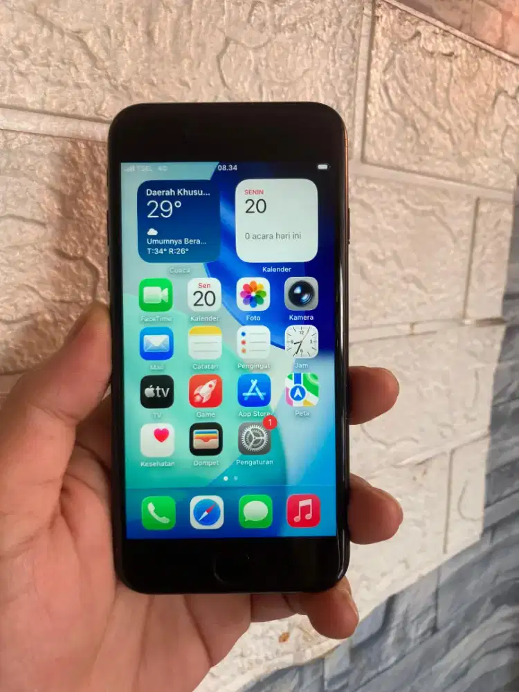 IPHONE SE (GEN 3) 2022 128GB JUAL CEPAT