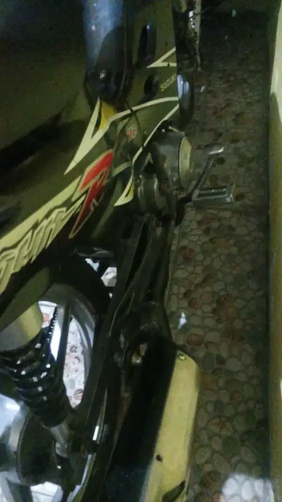 SUZUKI SHOGUN R 110