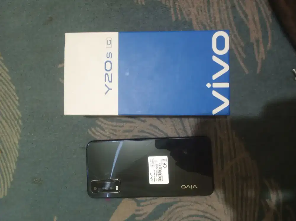 Handphone VIVOy20s 8/256