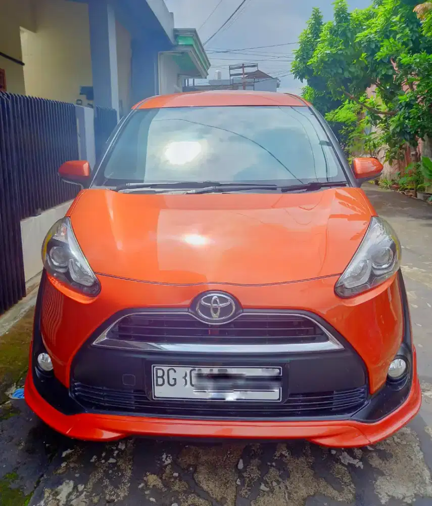 Toyota Sienta 2017