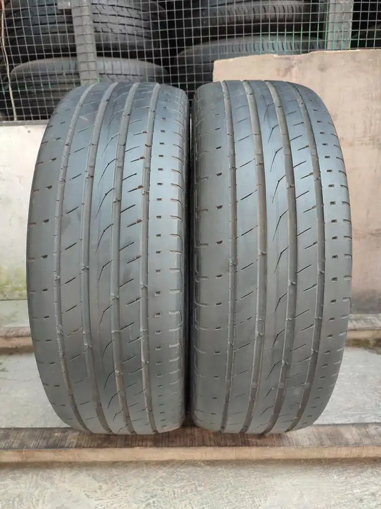 Ban bekas 225/55 R19 continental ultracontact UC6