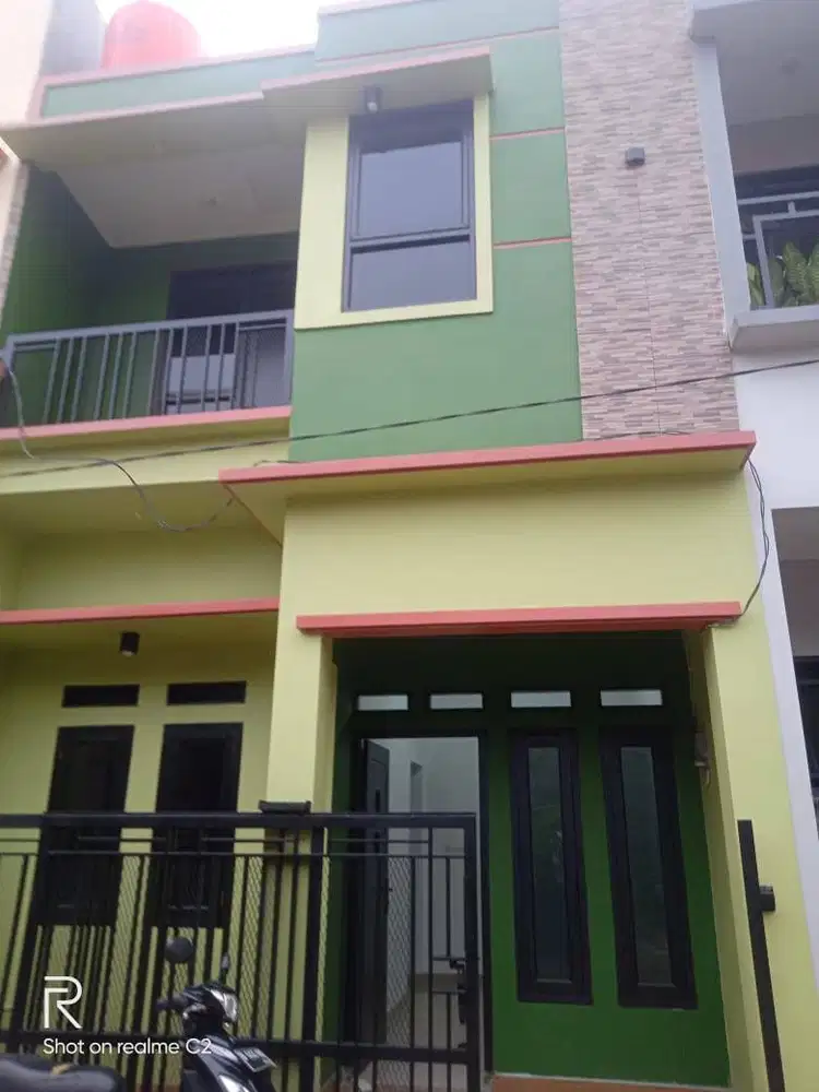 DISEWAKAN RUMAH 2 LANTAI JL.H.YUSUF GG.BALE CENDANA PANIGGILAN CILEDUG