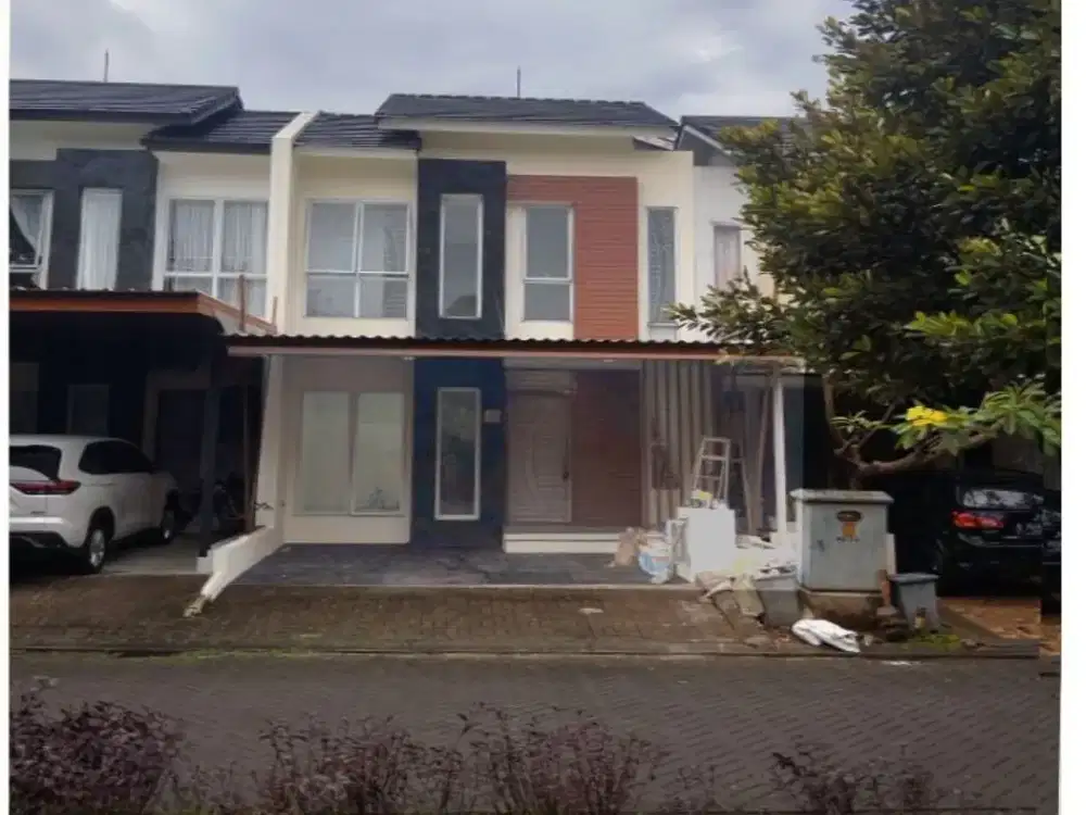 Rumah Renov Graha Raya cluster Ayna