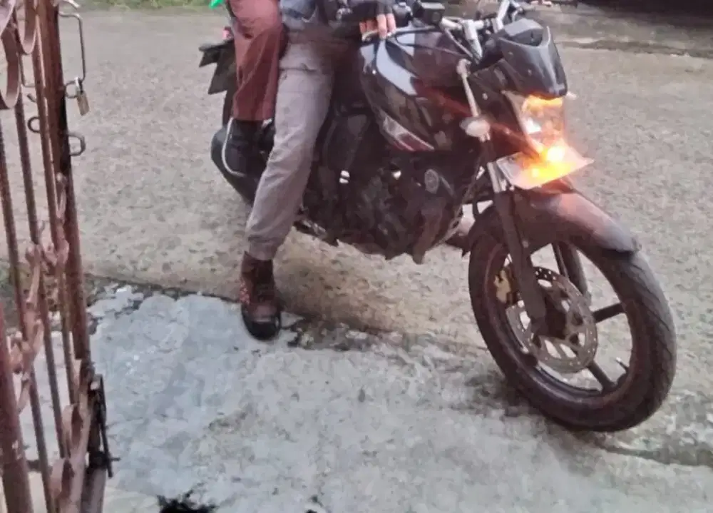 Jual motor Byson 2013