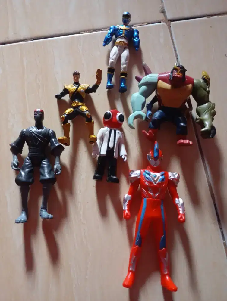Take all action figure 6 pcs