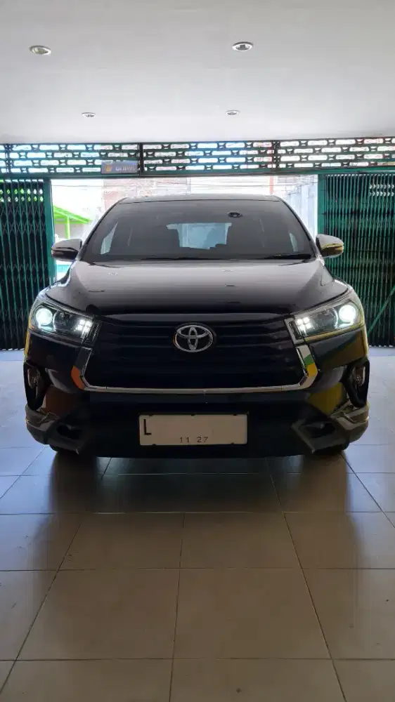 Toyota Kijang Innova Reborn Venturer Diesel A/T 2022