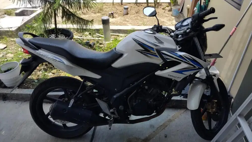 Dijual Honda CB 150R