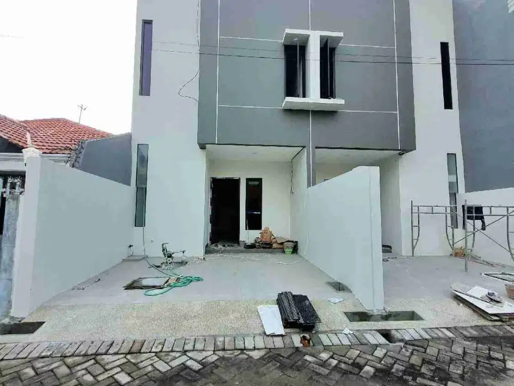 jual rmh baru 2Lt minimalis karang asem 7menit ke UNAIR dll