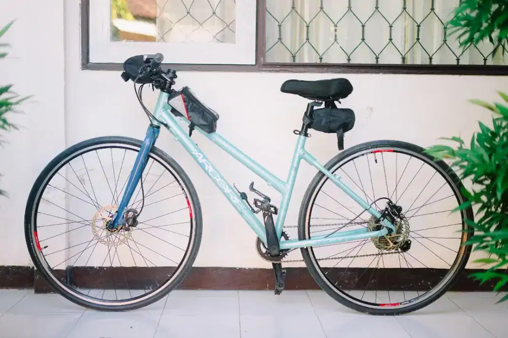 Sepeda touring spek joss