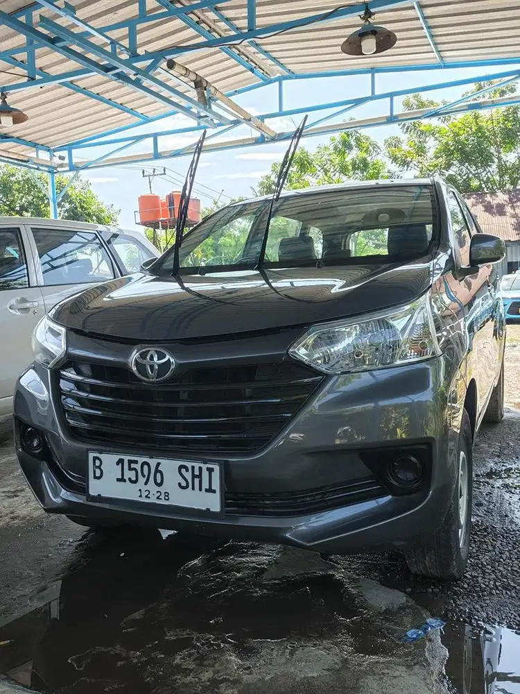 Mobil bekas like new