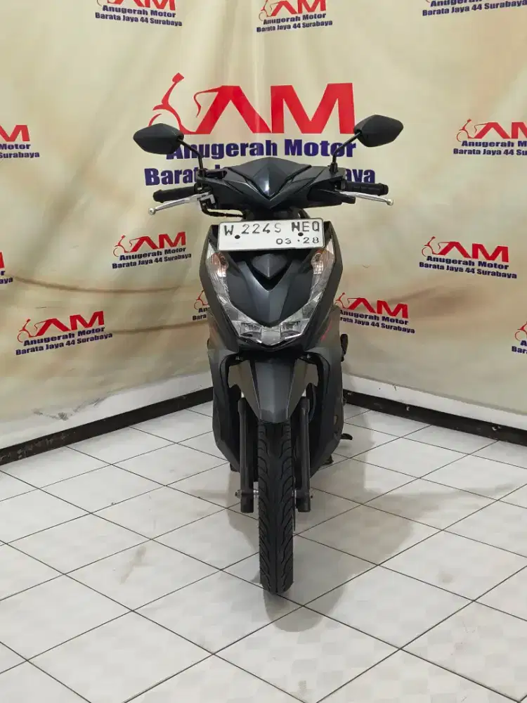 Km 10 Ribu  Mulus Honda Beat Deluxe tahun 2023 hitam doff