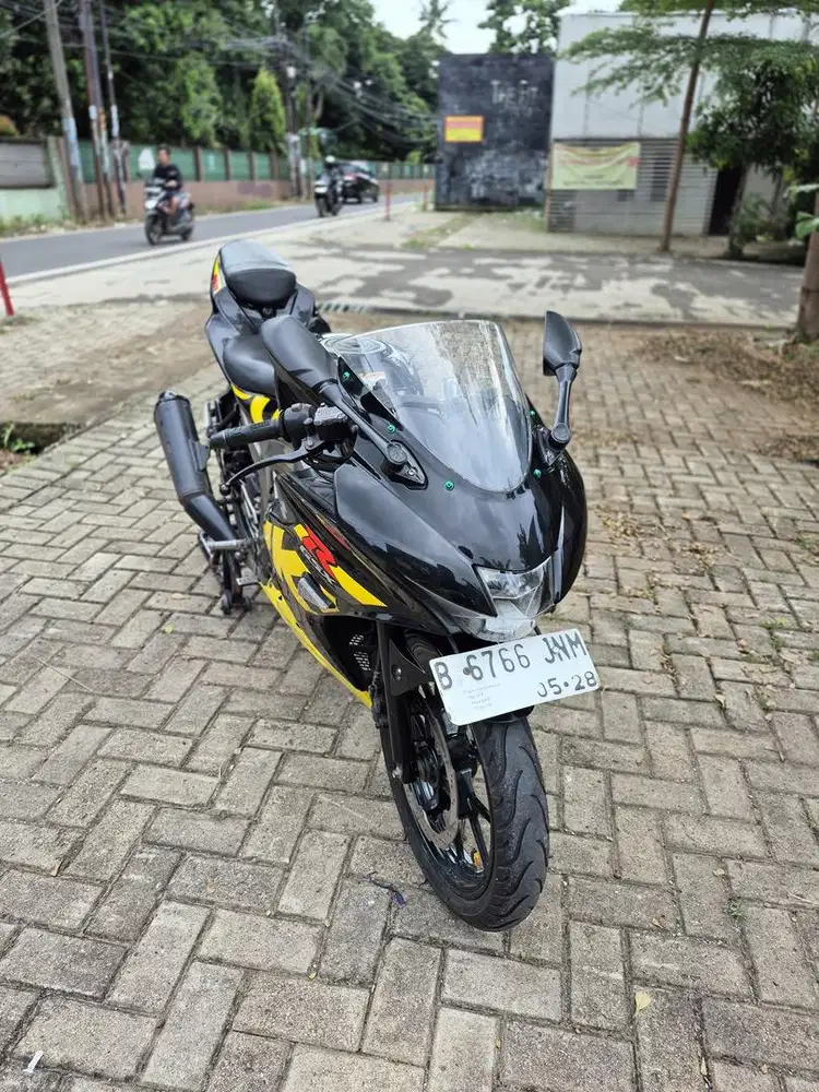 Dijual suzuki gsx r tahun 2018
