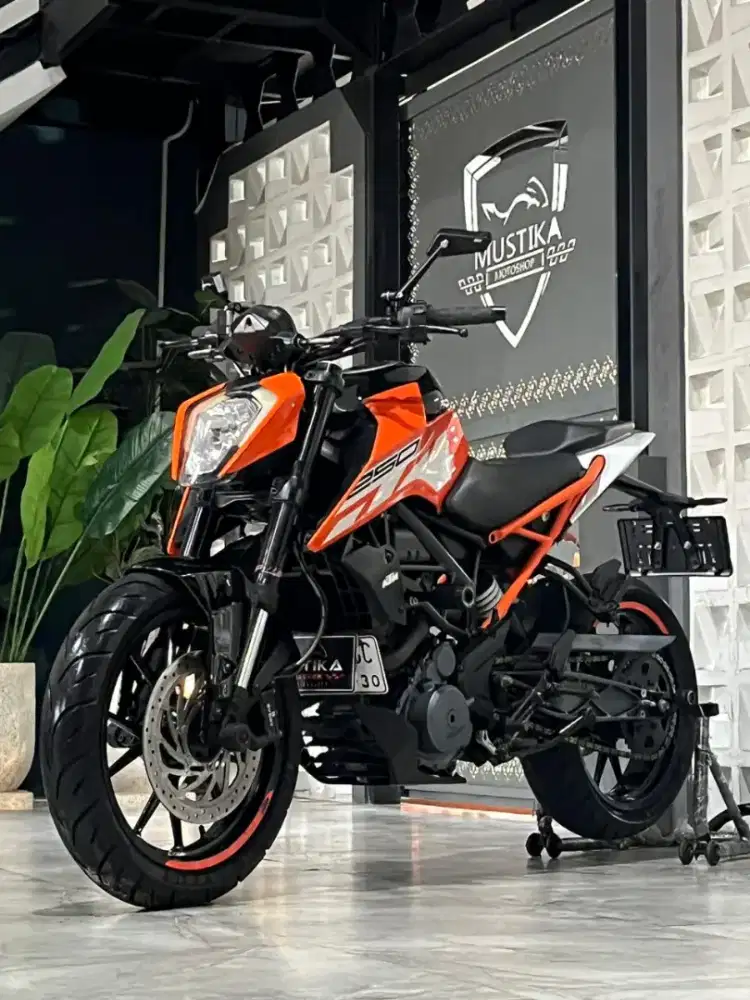 Unit Langka‼️KTM Duke 250 2017. Odo 26rb.  DANNY Mustika Motor Malang