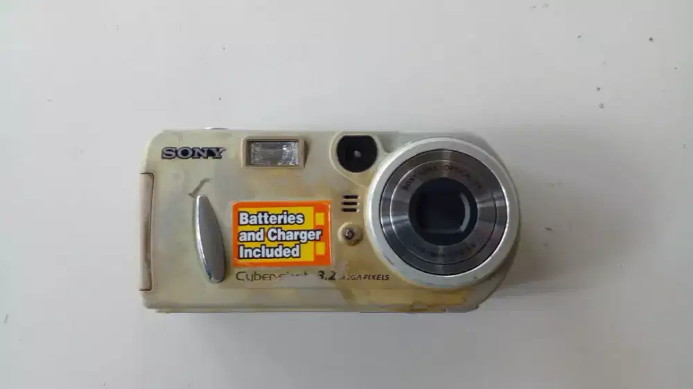 Kamera Sony Cybershot DSC P72