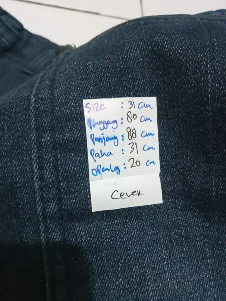 Jeans - Wanita - Size 31