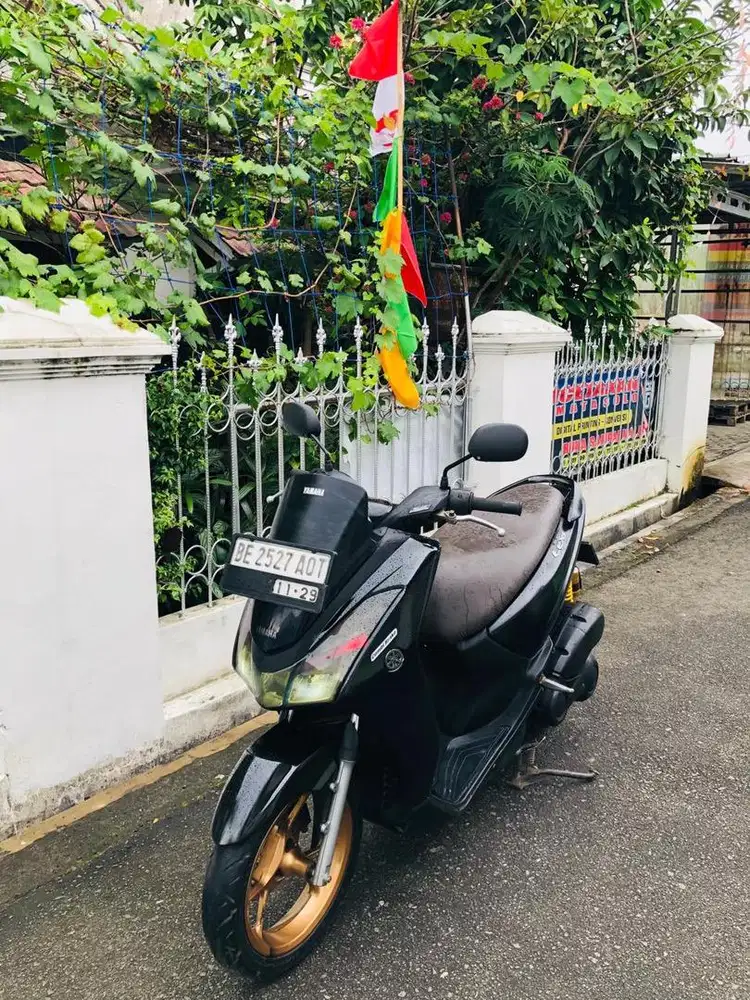 YAMAHA LEXY NEW BLUECORE ISTIMEWA 2019 Pajak Hidup