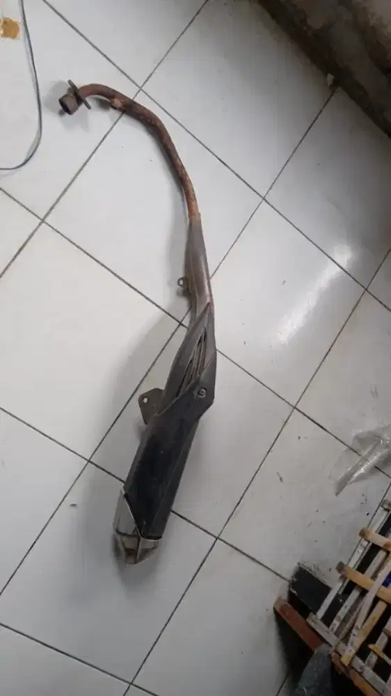 Knalpot standar Supra GTR 150