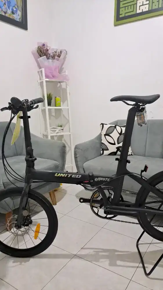 United Haste Q Race Folding Sepeda Lipat