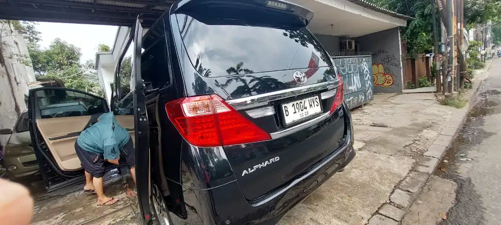 Toyota Alphard 2012 Bensin