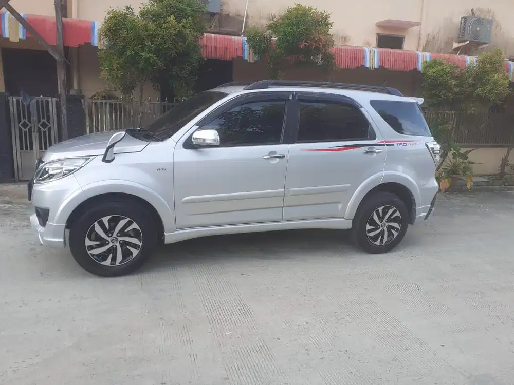 Toyota Rush 2017 Bensin