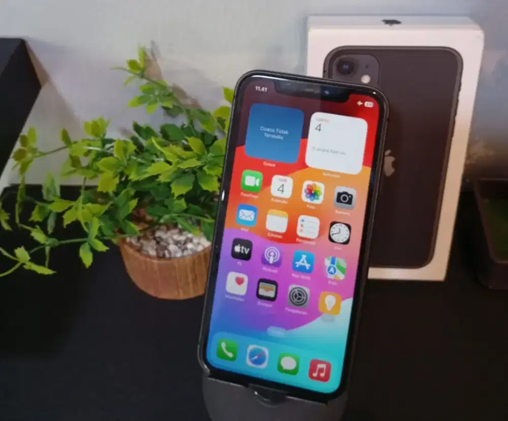 IPhone 11 64GB iBox