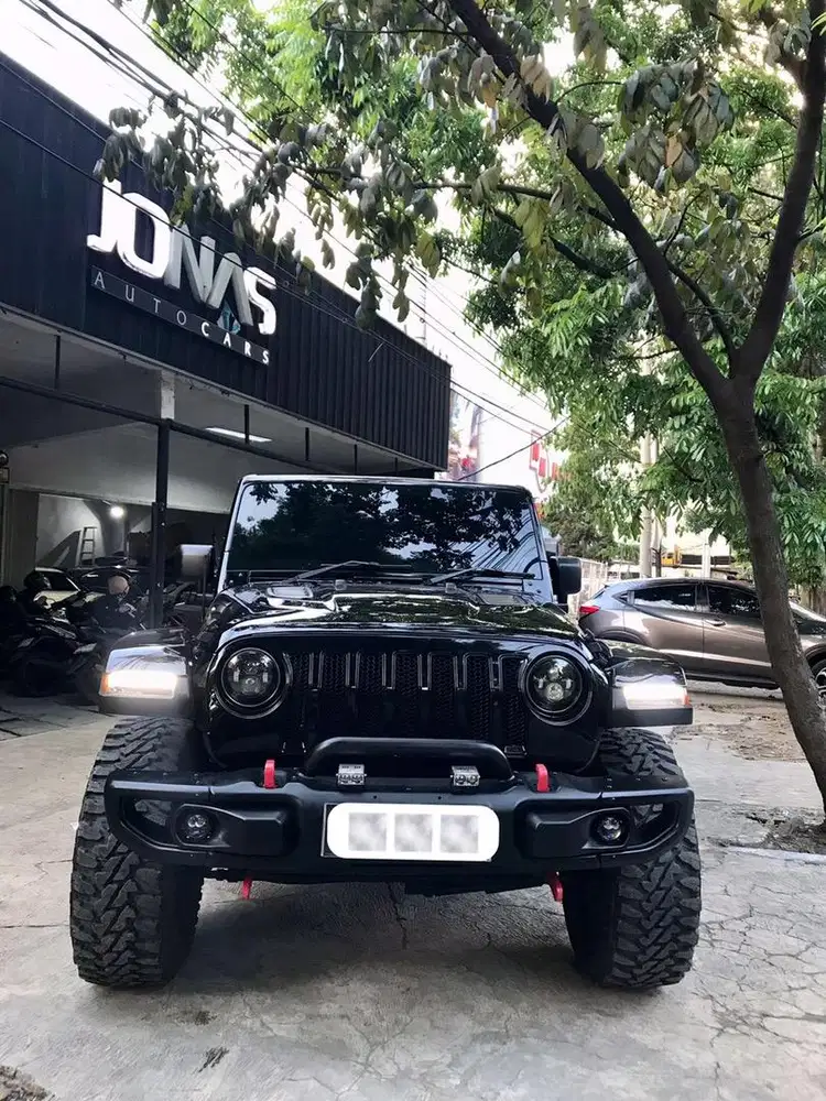 Jeep wrangler sport rubicon facelift JL 2012 3.6 AT pentaster