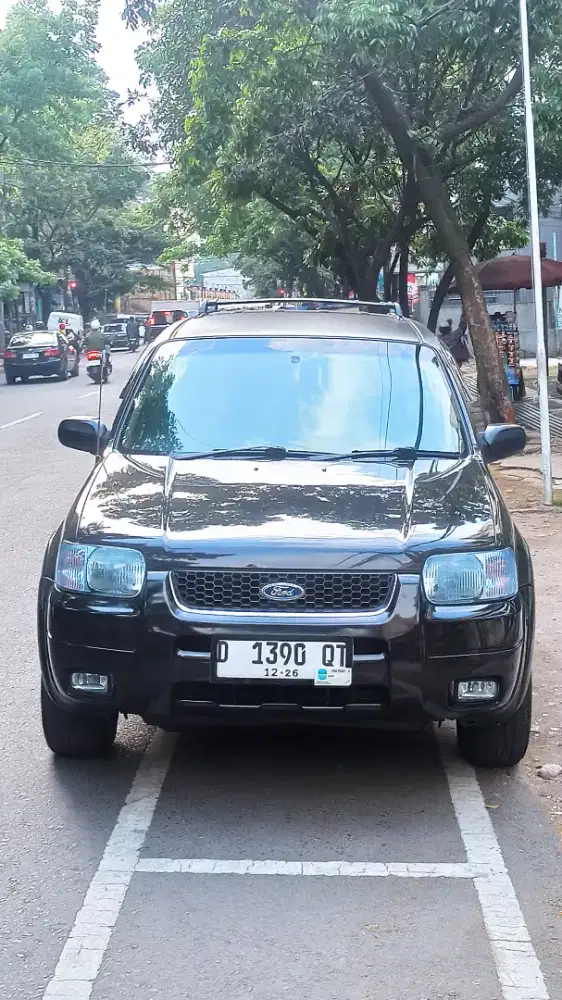 Ford Escape 2.3 XLT AT 2004