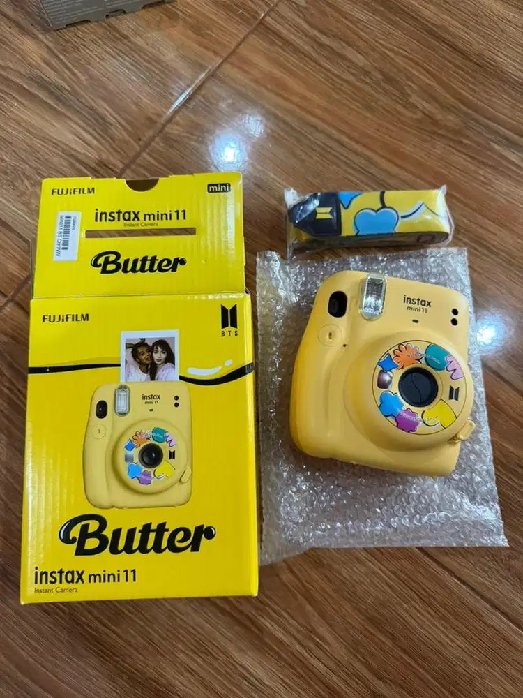 Fujifilm Instax Mini 11 edisi BTS