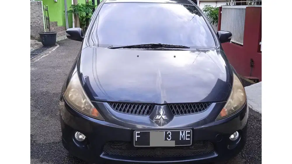 Mitsubishi Grandis 2008 Bensin