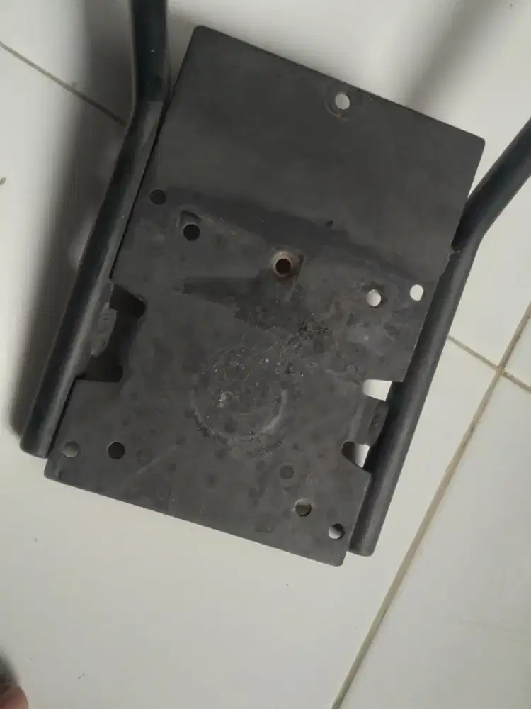 Breket  Box Nmax old
