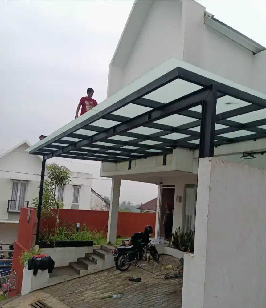Kanopi atap kaca