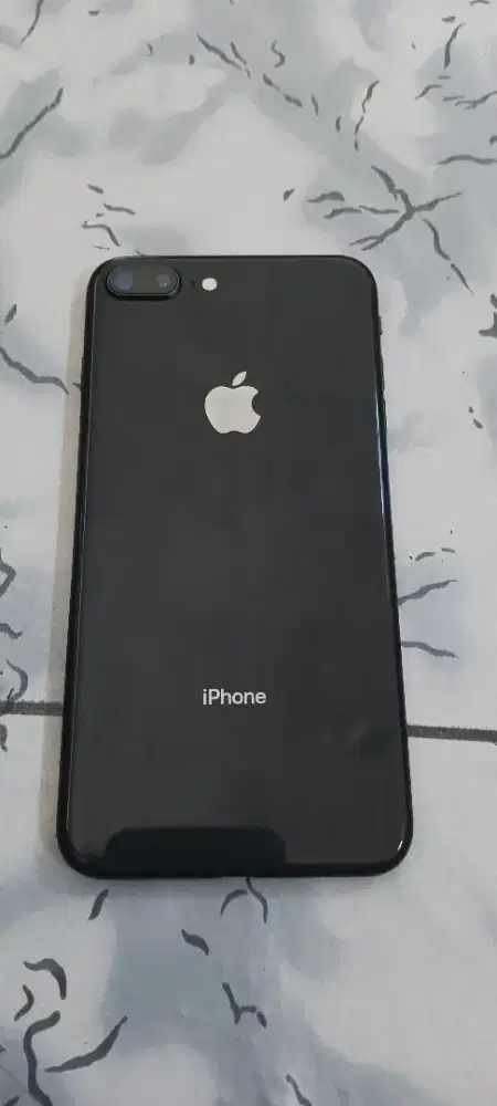 dijual cepat iPhone 8 plus