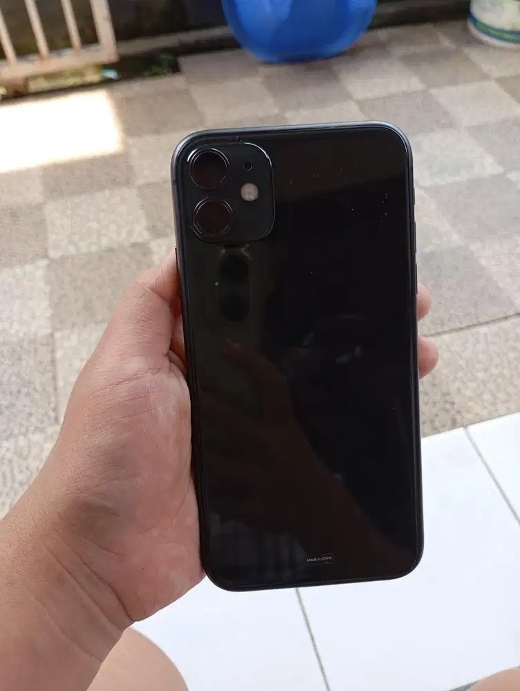 Jual hp ip 11 warna hitam