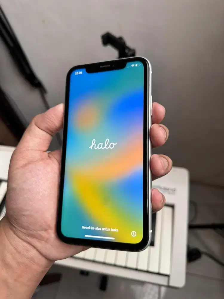 Iphone xr 64gb putih inter