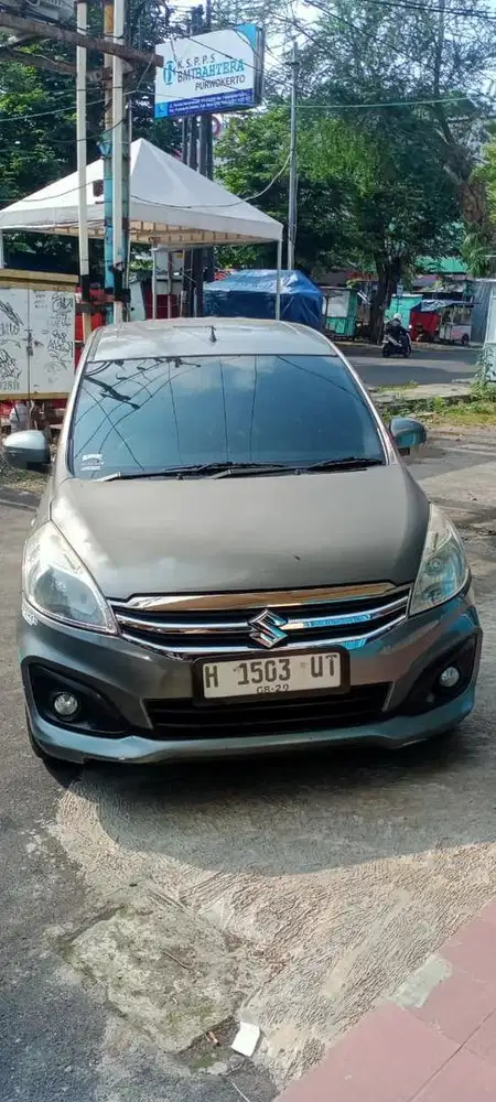 Suzuki Ertiga GL M/T