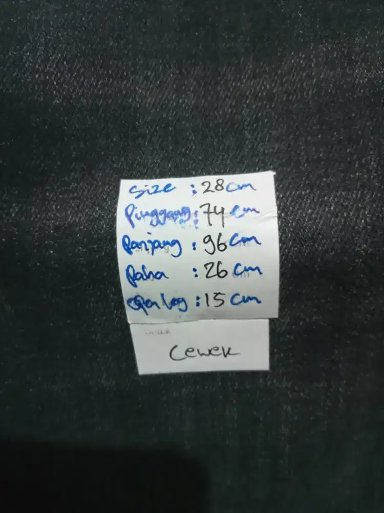 Jeans - Wanita - Size 28 - Levi's Strauss