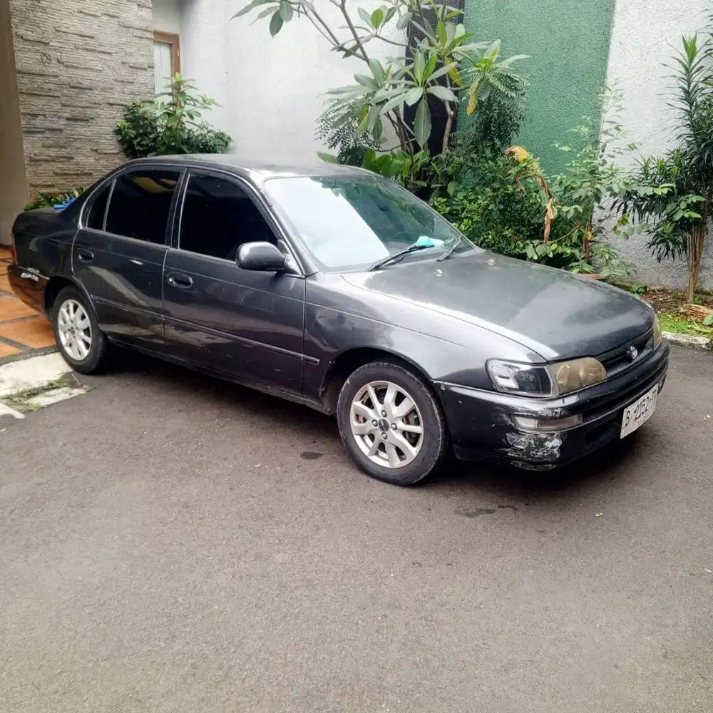 Sedan Toyota Great Corolla 1.6 SEG 1992 Abu abu metallic