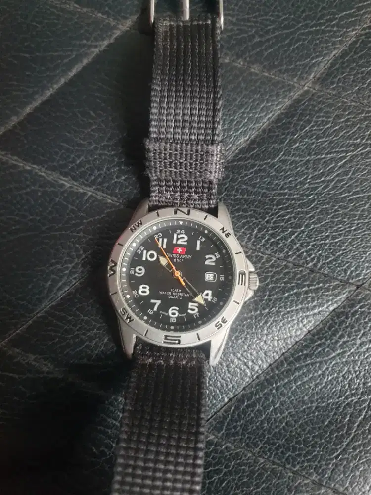 Jam tangan swiss army military original
