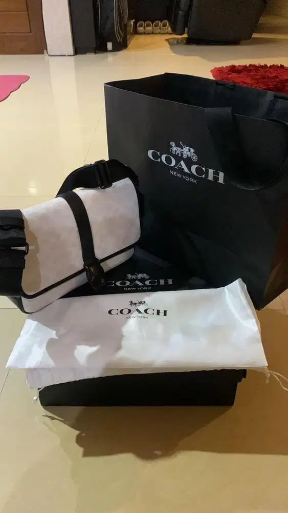 Tas Coach Putih (ORI)