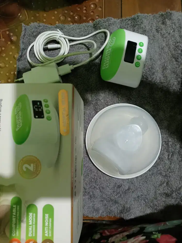 Pompa asi handsfree