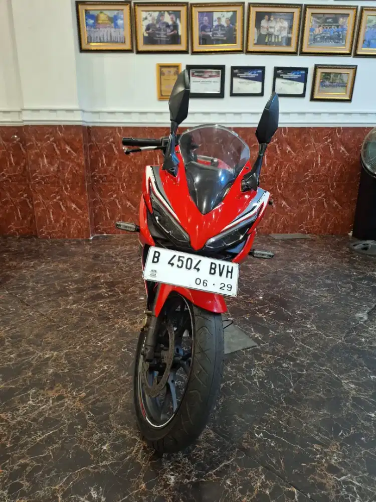 HUB DEDI DP PROMO CBR 150 R FACELIF 2019/MTR ANTIK SIAP JALAN-JALAN