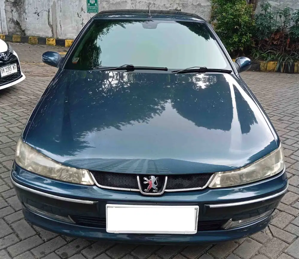 Dijual Peugeot 406