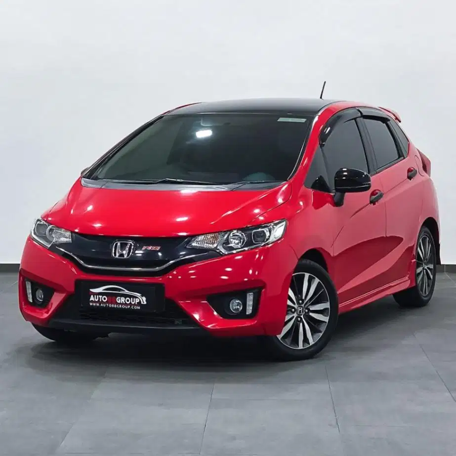 HONDA NEW JAZZ (MERAH) TYPE RS 1.5 CVT (2014)