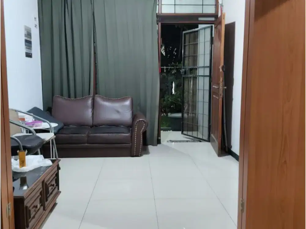 Rumah di Taman Kopo Indah Bandung Dekat Borma TKI